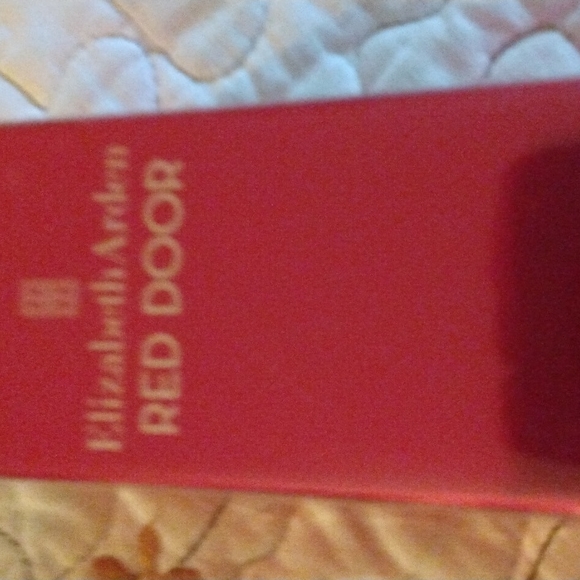 ElizabethArden Deodrant - Picture 2 of 6